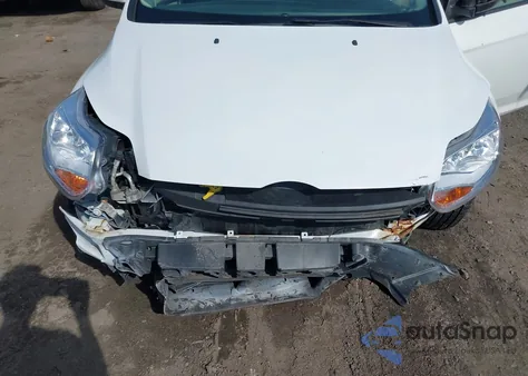2014 Ford Focus Se from USA, damaged, VIN 1FADP3F2XEL366700